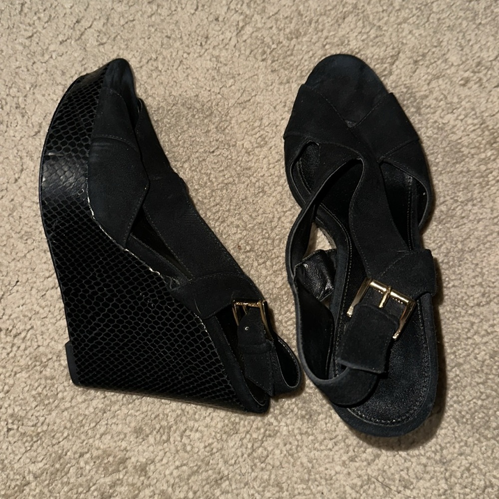 Michael Michael Kors Black Snakeskin Leather Platform Wedge, size 8.5